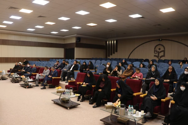 مراسم گرامیداشت مقام زن در پردیس فاطمه الزهرا(س) 16