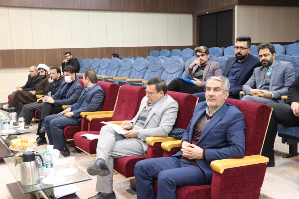 مراسم گرامیداشت مقام زن در پردیس فاطمه الزهرا(س) 17