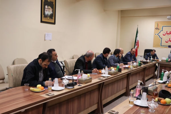 تشکیل جلسه   بنیاد خیرین حامی دانشگاه فرهنگیان استان اصفهان 10