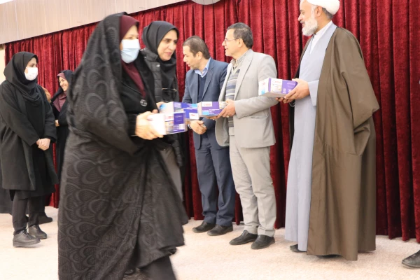 مراسم گرامیداشت مقام زن در پردیس فاطمه الزهرا(س) 8