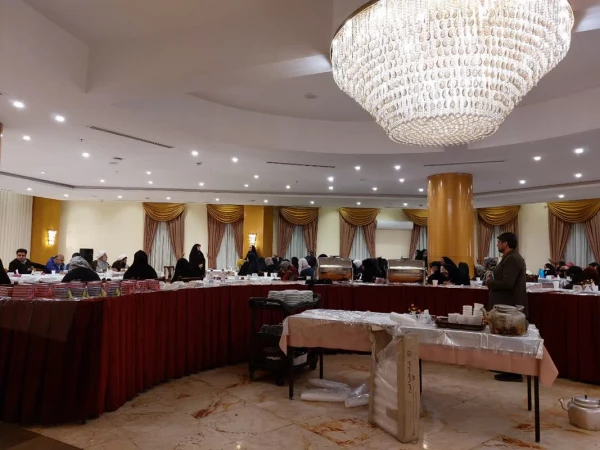 بازدید دکتر علی اکبر کجباف از اردوی زیارتی دانشجومعلمان استان اصفهان 4