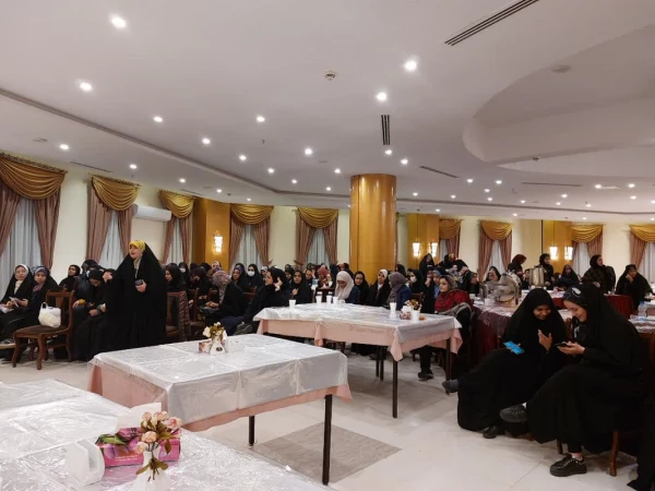 بازدید دکتر علی اکبر کجباف از اردوی زیارتی دانشجومعلمان استان اصفهان 6