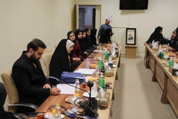 نشست انجمن دانش آموختگان دانشگاه فرهنگیان استان اصفهان 4