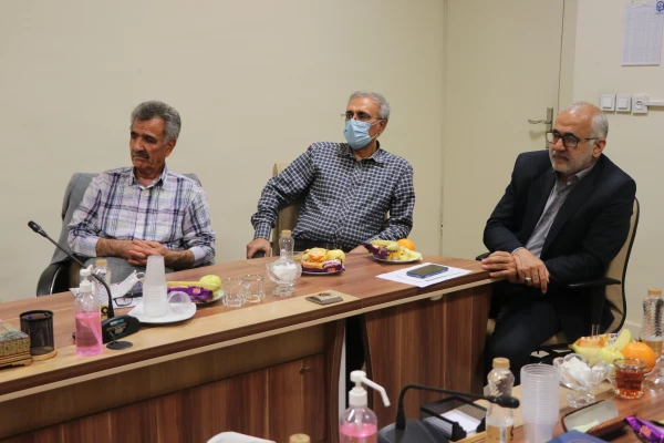 اولین جلسه مشترک بنیاد خیرین حامی دانشگاه و هیئت مدیره مجمع خیرین مدرسه ساز استان اصفهان 4