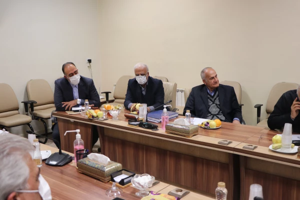 اولین جلسه مشترک بنیاد خیرین حامی دانشگاه و هیئت مدیره مجمع خیرین مدرسه ساز استان اصفهان 5