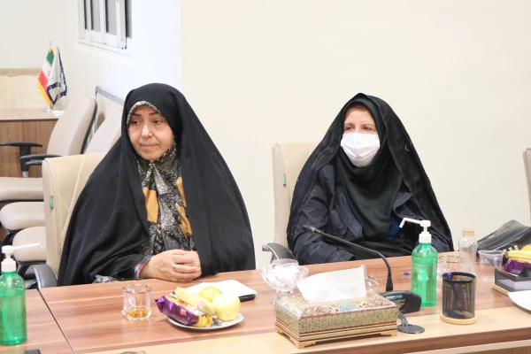 اولین جلسه مشترک بنیاد خیرین حامی دانشگاه و هیئت مدیره مجمع خیرین مدرسه ساز استان اصفهان 7