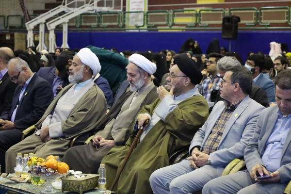 افتتاحیه هفتمین گردهمایی سراسری تشکل های دانشجویی دانشگاه فرهنگیان به میزبانی اصفهان  9