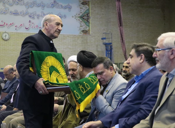 افتتاحیه هفتمین گردهمایی سراسری تشکل های دانشجویی دانشگاه فرهنگیان به میزبانی اصفهان  13