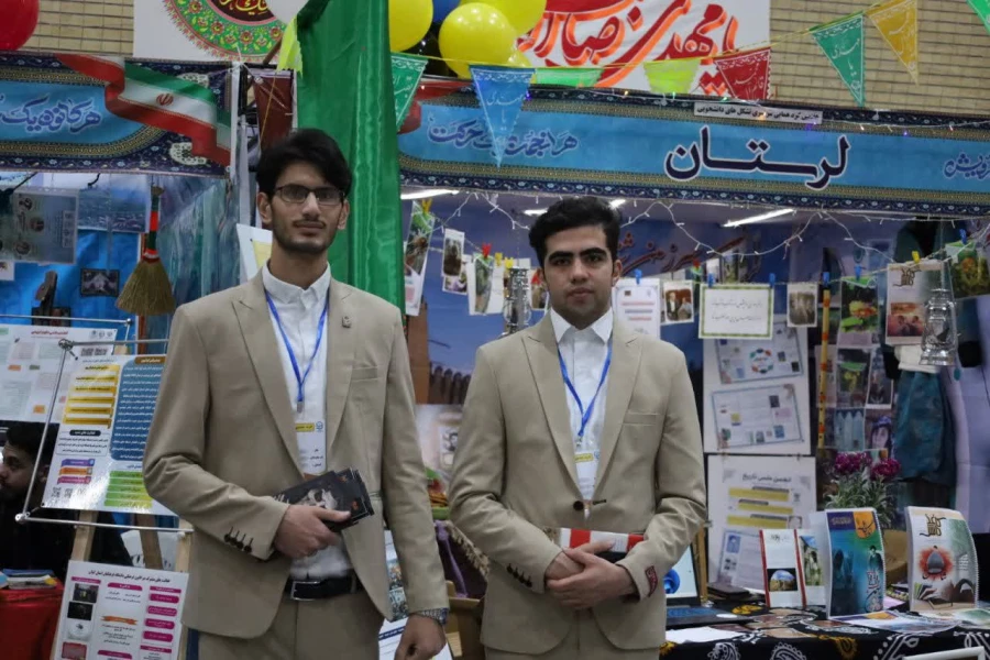 برگزاری نمایشگاه فعالیت های تشکل های دانشجویی دانشگاه فرهنگیان در اصفهان 17