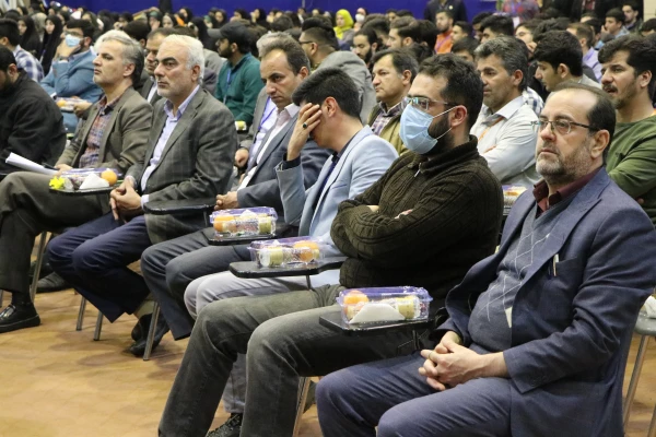 افتتاحیه هفتمین گردهمایی سراسری تشکل های دانشجویی دانشگاه فرهنگیان به میزبانی اصفهان  22