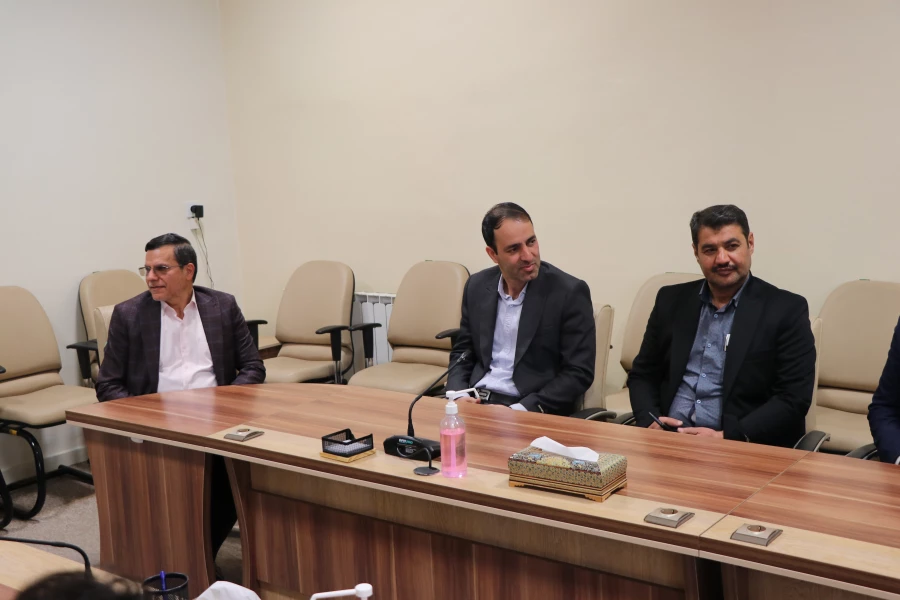 دیدار نوروزی کارکنان دانشگاه با دکتر کجباف 16