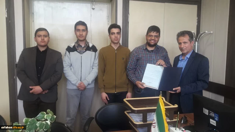 دیدار صمیمی معاون اداری و مالی دانشکده پزشکی با جمعی از دانشجویان نخبه علمی ،آموزشی و پژوهشی دانشگاه فرهنگیان استان اصفهان 2