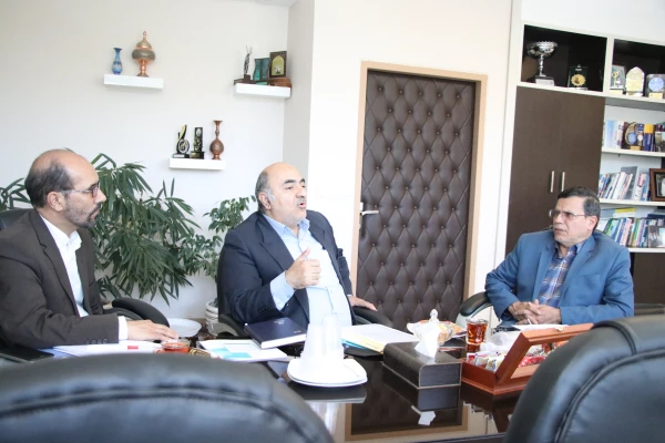 بازدید معاون مدیر کل امور فرهنگی سازمان مرکزی از روند اجرائی سی و سومین جشنواره قرآن و عترت  2