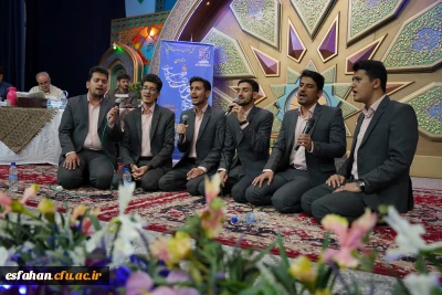 گزارش تصویری از گروه تواشیح و اذان در سی و سومین جشنواره قران و عترت 