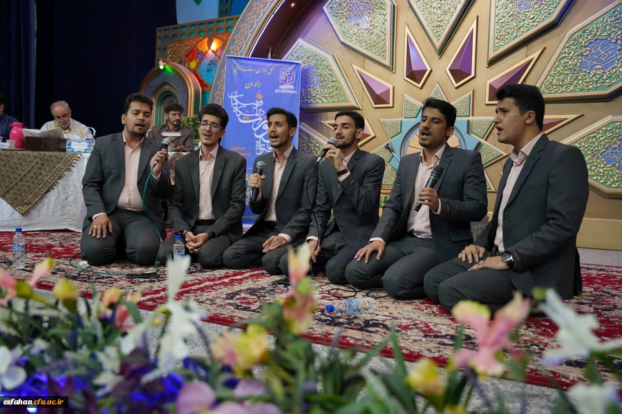 گزارش تصویری از گروه تواشیح و اذان در سی و سومین جشنواره قران و عترت  2