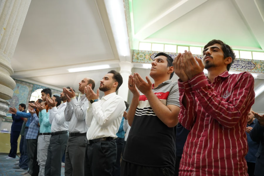 گزارش تصویری از گروه تواشیح و اذان در سی و سومین جشنواره قران و عترت  8