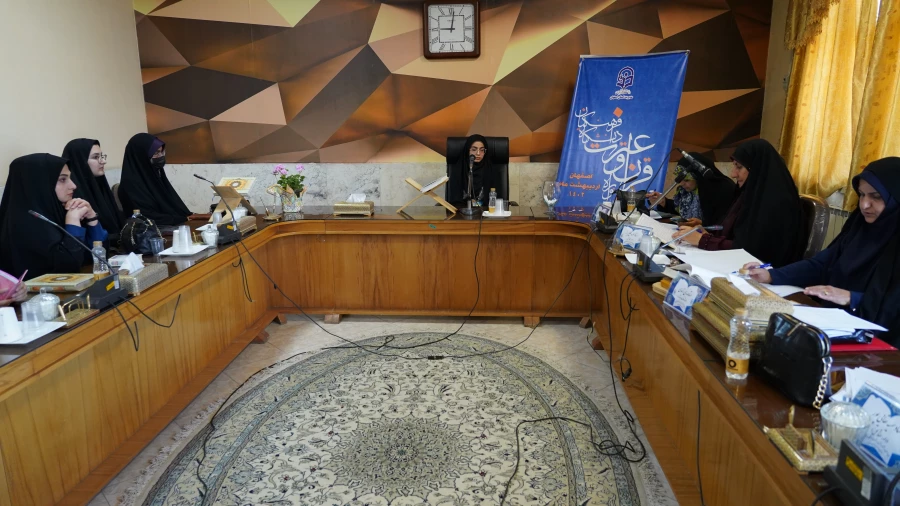 جشنواره قران وعترت بخش خوهران به روایت تصویر 3