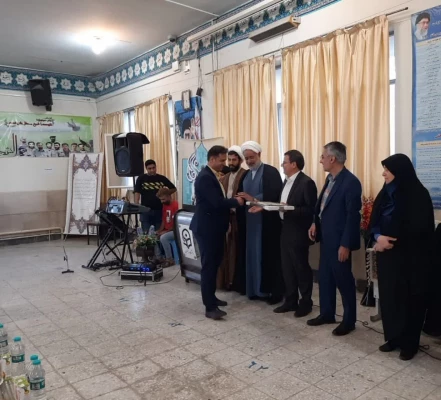 همزمان با تولد حضرت معصومه (س) وروز دختر مراسم جشنی در پردیس فاطمه زهرا (س) واحد کوی امام برگزار گردید 2