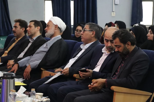 مراسم افتتاحیهٔ دورهٔ توان افزایی و بالندگی سرپرستان سراهای دانشجویی در دانشگاه فرهنگیان استان اصفهان
 4