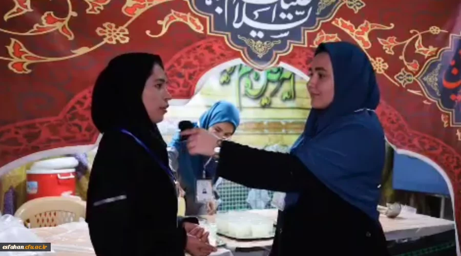 مصاحبه با دانشجویان شرکت کننده در رابطه با برگزاری موکب حین برگزاری مسابقات 3