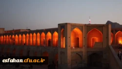 گردش و بازدید دانشجویان از بناهای تاریخی و باغ گل های اصفهان