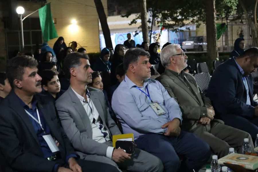 محفل انس با قرآن کریم در جوار شهدای گمنام پردیس شهید باهنر 9