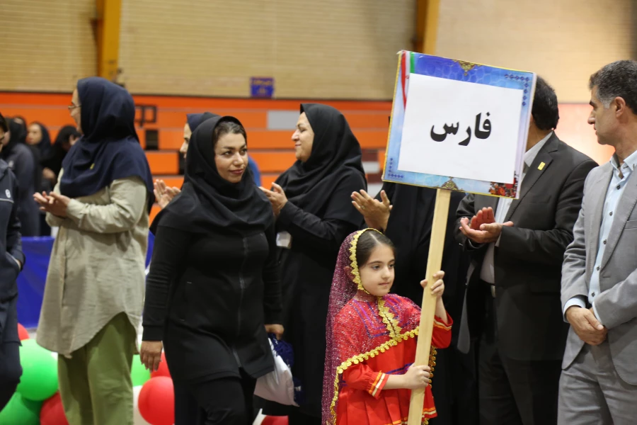 بیست و چهارمین المپیاد فرهنگی ورزشی  بخش خواهران با اختتامییه رشته های والیبال و فوتسال به پایان رسید. 5