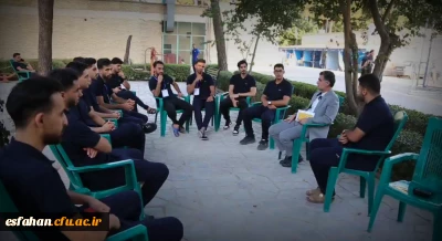 گفت و گوی صمیمی دکتر شفابخش، با یکی از کاروان های ورزشی پیرامون هدف از برگزاری این المپیاد 