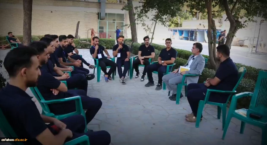 گفت و گوی صمیمی دکتر شفابخش، با یکی از کاروان های ورزشی پیرامون هدف از برگزاری این المپیاد  3