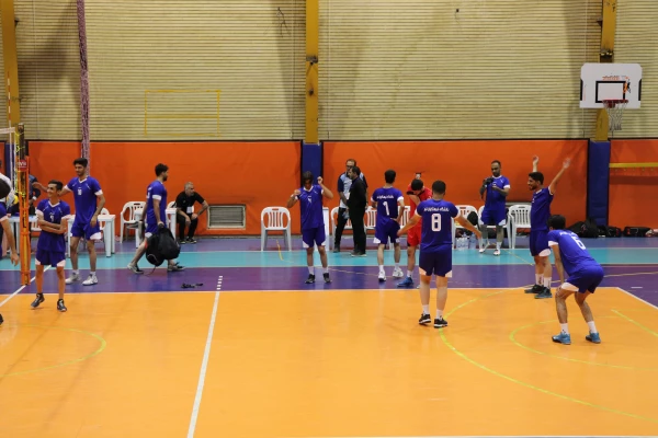 آغاز مسابقات والیبال 2