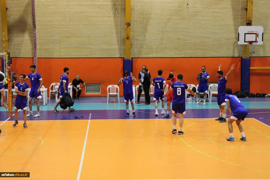 آغاز مسابقات والیبال 2