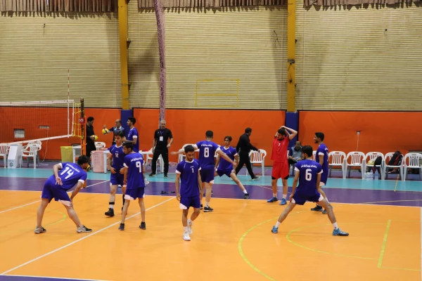 آغاز مسابقات والیبال 5
