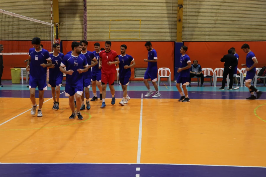 آغاز مسابقات والیبال 9