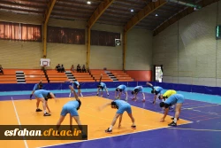 آغاز مسابقات والیبال 17