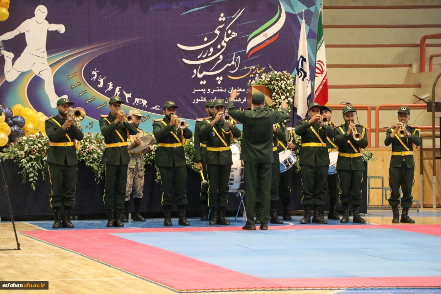 آنچه در افتتاحیه بیست و چهارمین دوره المپیاد فرهنگی ورزشی دانشجومعلمان گذشت... 12