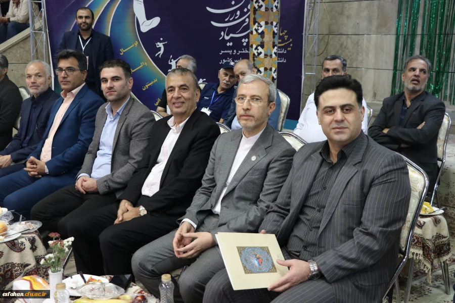 آنچه در افتتاحیه بیست و چهارمین دوره المپیاد فرهنگی ورزشی دانشجومعلمان گذشت... 40