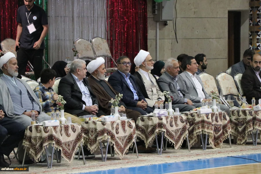 آنچه در افتتاحیه بیست و چهارمین دوره المپیاد فرهنگی ورزشی دانشجومعلمان گذشت... 18