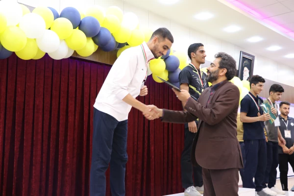 مراسم اختتامیه و اهدای مدال نفرات برتر رشته تکواندو در بیست و چهارمین المپیاد فرهنگی ورزشی دانشگاه فرهنگیان 12