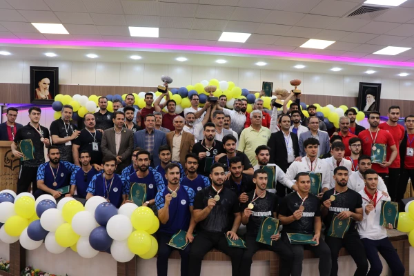 مراسم اختتامیه و اهدای مدال نفرات برتر رشته تکواندو در بیست و چهارمین المپیاد فرهنگی ورزشی دانشگاه فرهنگیان 14