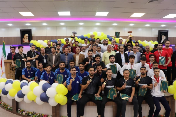 مراسم اختتامیه و اهدای مدال نفرات برتر رشته تکواندو در بیست و چهارمین المپیاد فرهنگی ورزشی دانشگاه فرهنگیان 15