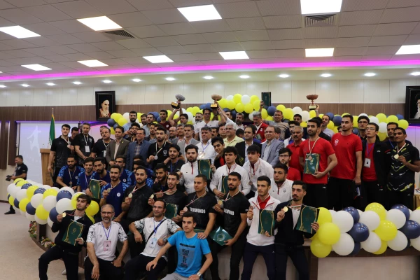 مراسم اختتامیه و اهدای مدال نفرات برتر رشته تکواندو در بیست و چهارمین المپیاد فرهنگی ورزشی دانشگاه فرهنگیان 18