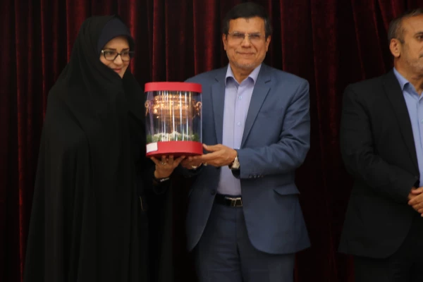 مراسم تودیع و معارفه سرپرست پردیس حضرت فاطمه زهرا(س) 2