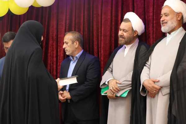 مراسم تودیع و معارفه سرپرست پردیس حضرت فاطمه زهرا(س) 6