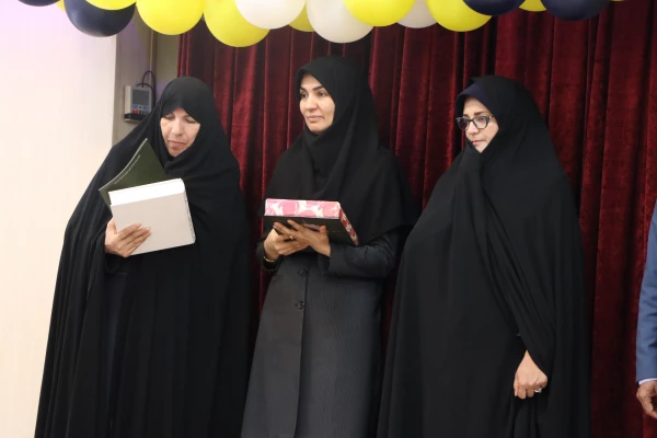 مراسم تودیع و معارفه سرپرست پردیس حضرت فاطمه زهرا(س) 7