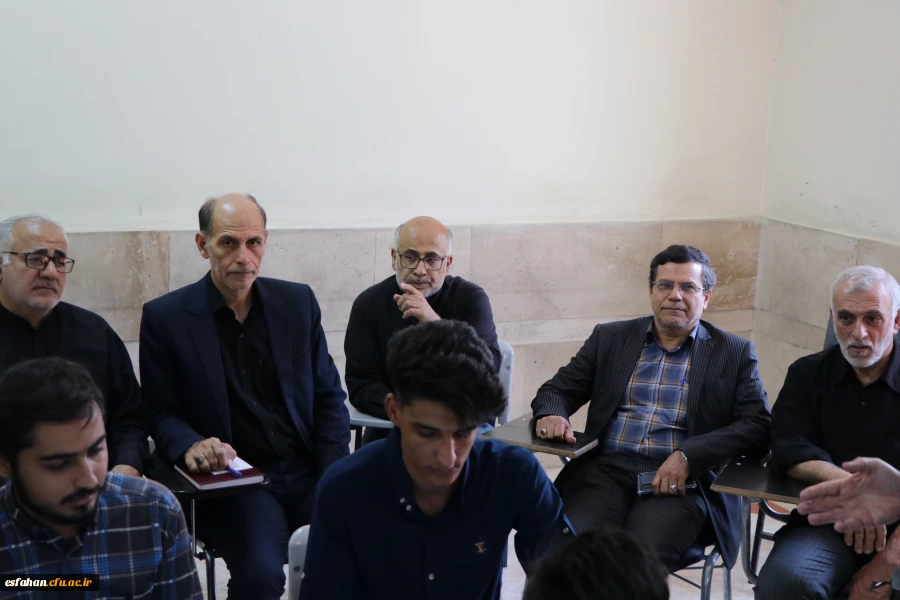 بازدید دکتر ابراهیمی مدیر کل آموزش و پرورش استان اصفهان در حاشیه فرآیند مصاحبه داوطلبان دانشگاه فرهنگیان استان اصفهان 10