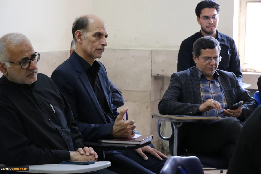 بازدید دکتر ابراهیمی مدیر کل آموزش و پرورش استان اصفهان در حاشیه فرآیند مصاحبه داوطلبان دانشگاه فرهنگیان استان اصفهان 12