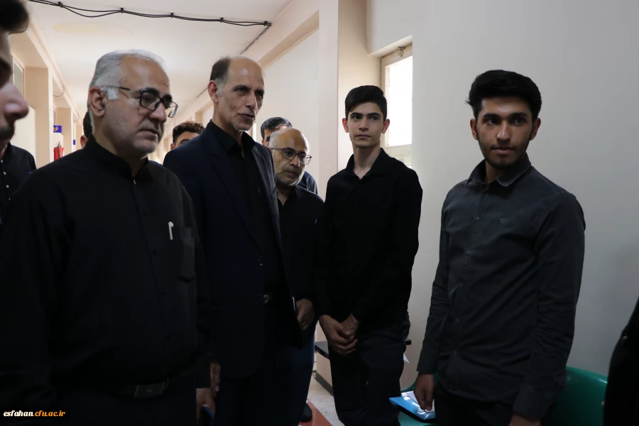بازدید دکتر ابراهیمی مدیر کل آموزش و پرورش استان اصفهان در حاشیه فرآیند مصاحبه داوطلبان دانشگاه فرهنگیان استان اصفهان 15