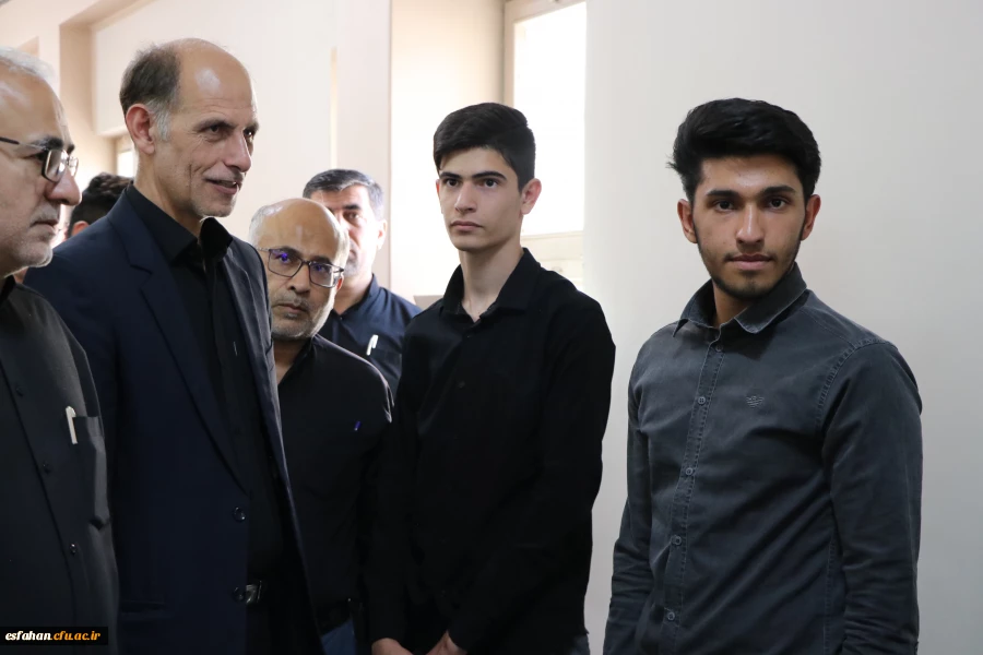 بازدید دکتر ابراهیمی مدیر کل آموزش و پرورش استان اصفهان در حاشیه فرآیند مصاحبه داوطلبان دانشگاه فرهنگیان استان اصفهان 16