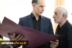 بازدید دکتر ابراهیمی مدیر کل آموزش و پرورش استان اصفهان در حاشیه فرآیند مصاحبه داوطلبان دانشگاه فرهنگیان استان اصفهان 18