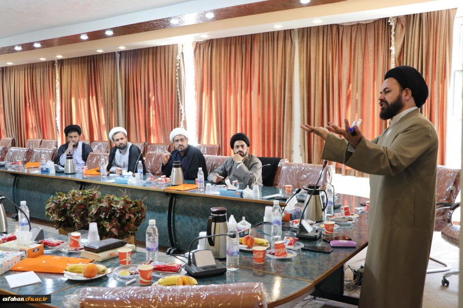 دوره یک روزه ائمه جماعات دانشگاه فرهنگیان استان اصفهان در پردیس شهید باهنر برگزار گردید  5